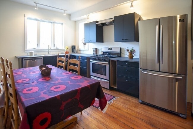 283 Chestnut Ave in Boston, MA - Building Photo - Building Photo