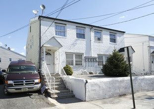 633-635 Myrtle St in Elizabeth, NJ - Building Photo - Building Photo