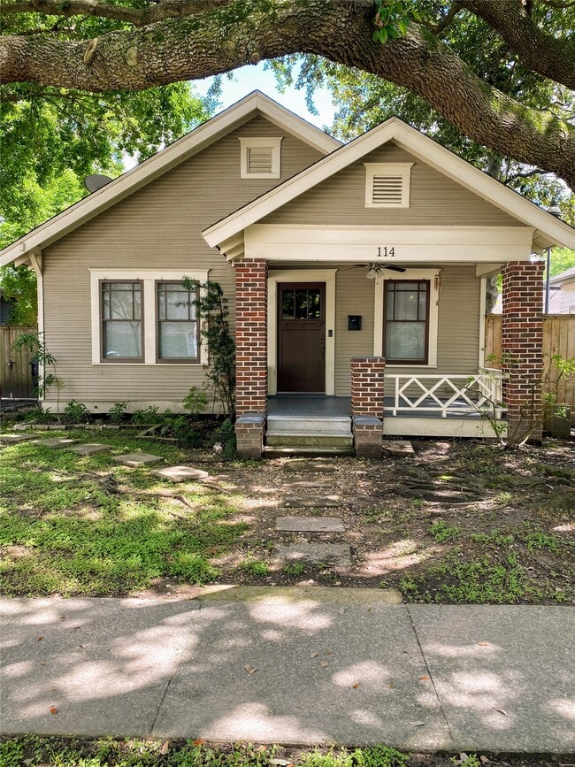 114 Munford St