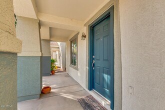 806 N 112th Dr in Avondale, AZ - Foto de edificio - Building Photo