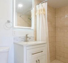 701 SE Bahama Ave in Stuart, FL - Building Photo - Building Photo