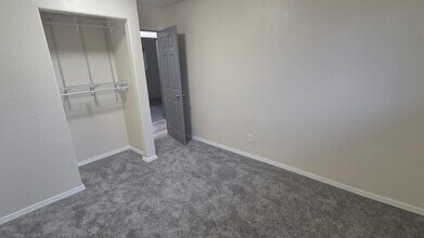 8951 Tinker Loop, Unit A in Moses Lake, WA - Building Photo - Building Photo