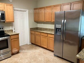 2310 Sunderland Rd in Maitland, FL - Building Photo - Building Photo