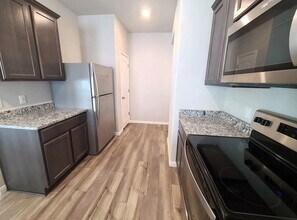 1701 Crimson Lake Blvd in El Reno, OK - Building Photo - Building Photo