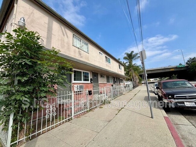 3819 Verdugo Rd in Los Angeles, CA - Building Photo - Building Photo
