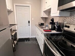 521 SE 14th Terrace in Gainesville, FL - Building Photo - Building Photo