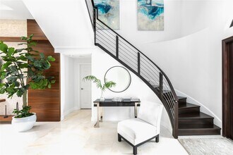 10220 Sweet Bay Ct in Parkland, FL - Building Photo - Building Photo