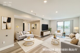 11155 Huston St, Unit 306 in Los Angeles, CA - Building Photo