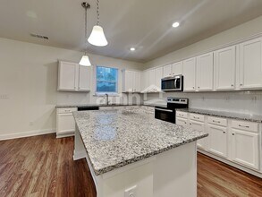 2060 Brook Enclave Trail in Lilburn, GA - Building Photo - Building Photo