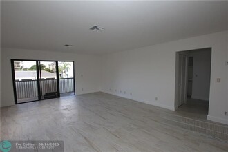 8799 NW 35th St in Coral Springs, FL - Building Photo - Building Photo