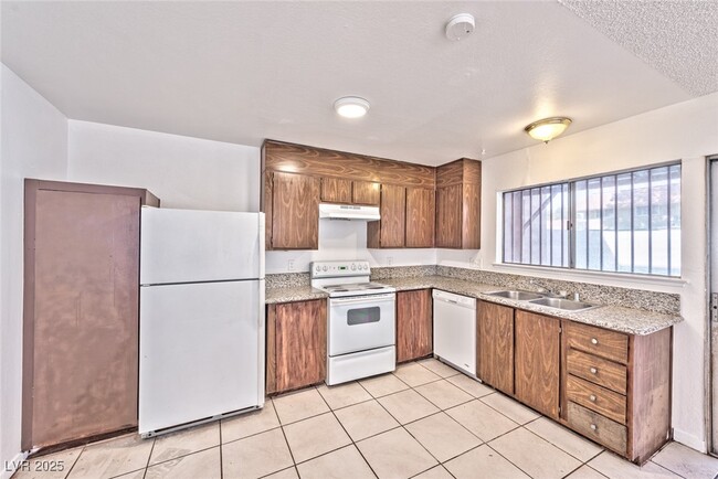 property at 2408 Paradise Village Way