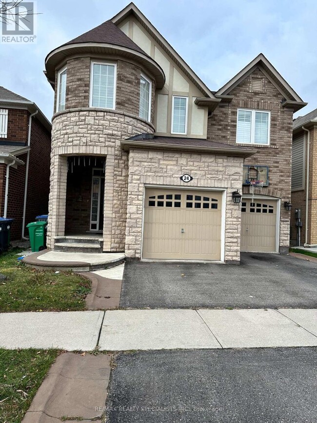 24 Dulverton Dr in Brampton, ON - Building Photo - Building Photo