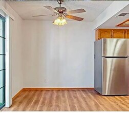 6649 W Tropicana Ave, Unit #202 in Las Vegas, NV - Building Photo - Building Photo