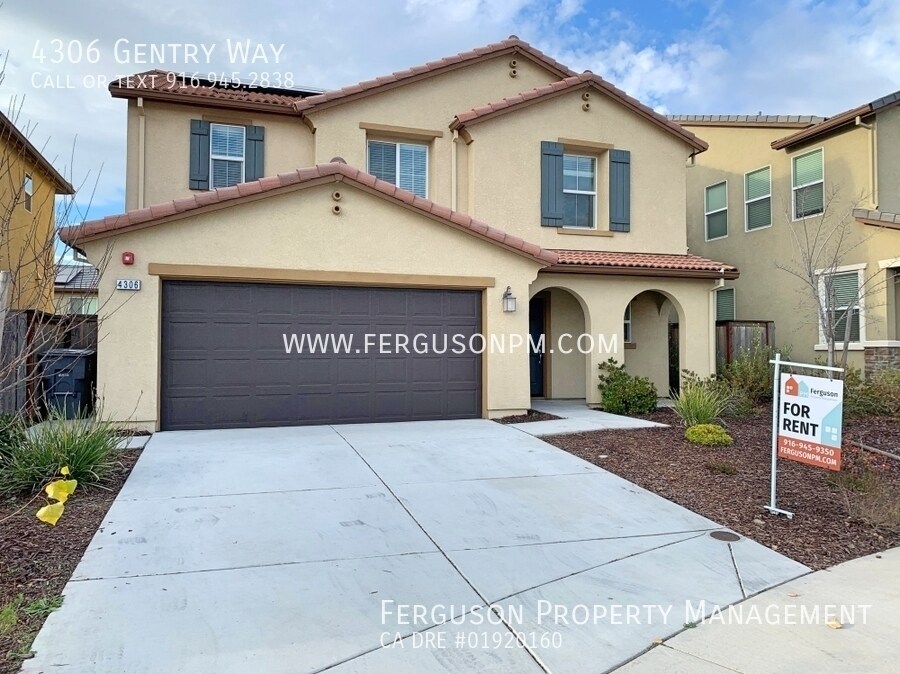 4306 Gentry Way in Rocklin, CA - Building Photo
