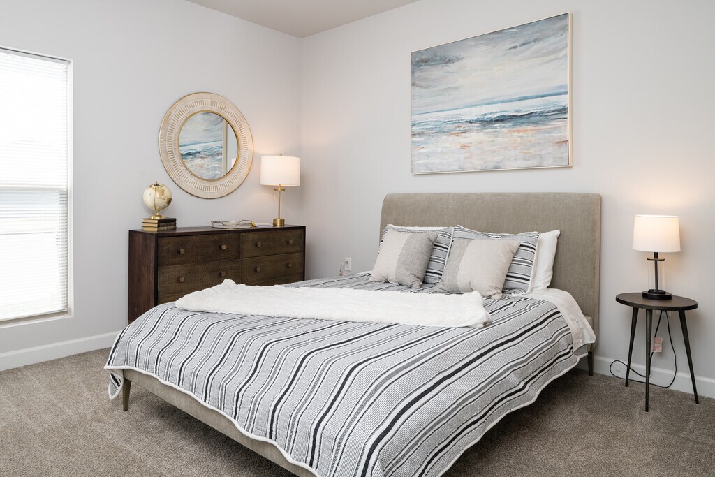 Sugar Creek Apartments in Fenton, MO