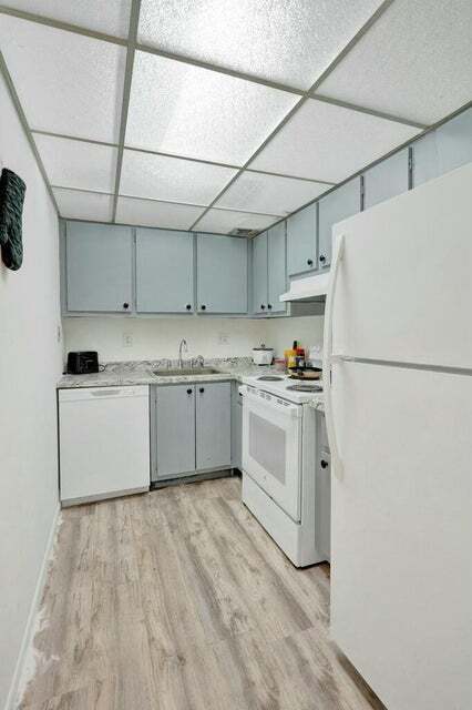 640 NW 13th St, Unit #25 in Boca Raton, FL - Foto de edificio - Building Photo
