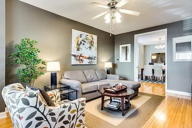 property at 2119 W Fletcher St