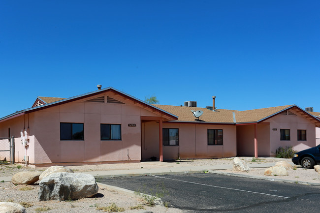 5770 S Del Moral Blvd in Tucson, AZ - Building Photo - Building Photo