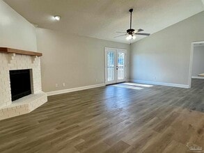 1033 Waterford Ln in Pensacola, FL - Building Photo - Building Photo