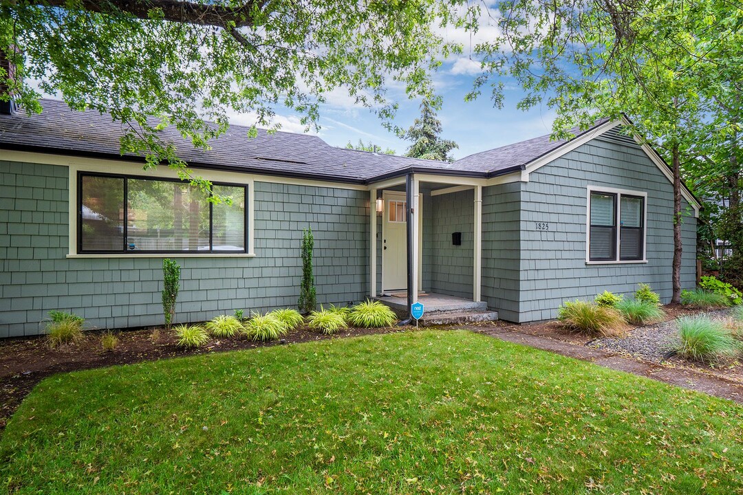 1815 E 19th Ave-Unit -1825 E 19th in Eugene, OR - Building Photo