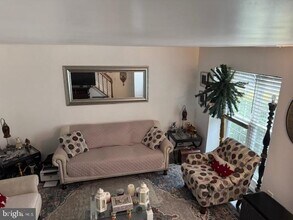 12287 Granada Way in Woodbridge, VA - Building Photo - Building Photo