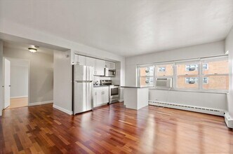 4950 N Marine Dr in Chicago, IL - Building Photo - Building Photo