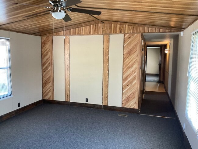 104 Davis St in Lincolnton, NC - Building Photo - Building Photo