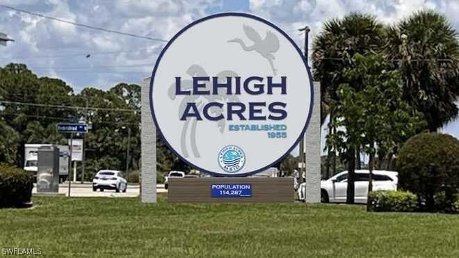 343 Joel Blvd in Lehigh Acres, FL - Building Photo