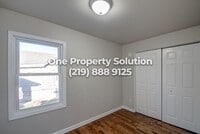 4628 Towle Ave photo'