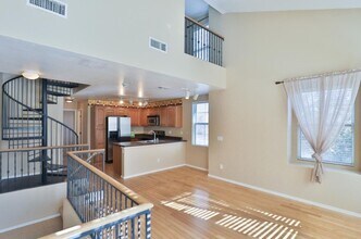 744 N Laguna Dr in Gilbert, AZ - Building Photo - Building Photo