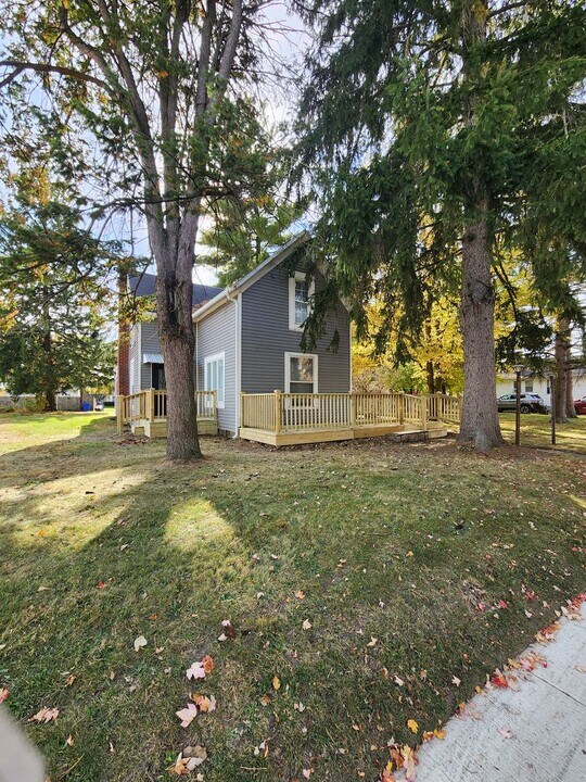 937 E North St in Kokomo, IN - Building Photo