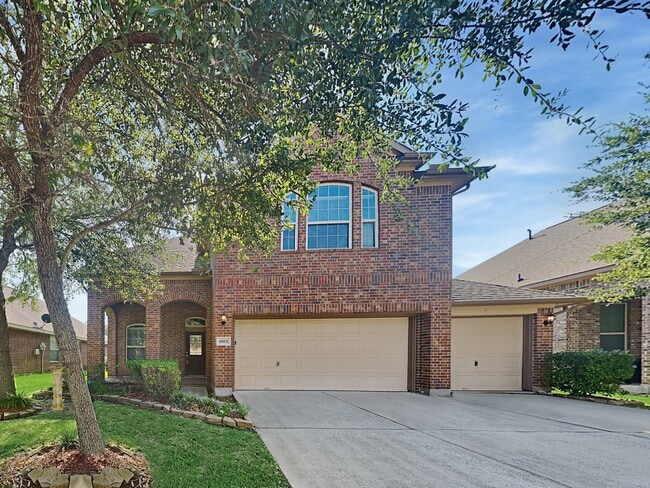 property at 6815 Hunters Way Ln