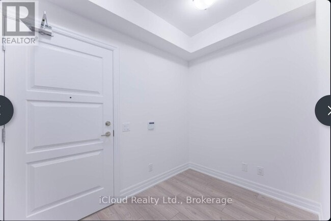 36 Elm Dr W in Mississauga, ON - Building Photo - Building Photo