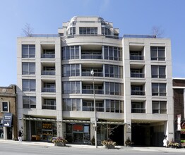 The Clairmont in Toronto, ON - Building Photo - Building Photo
