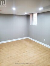 1362 Pickwick Dr in Mississauga, ON - Building Photo - Building Photo