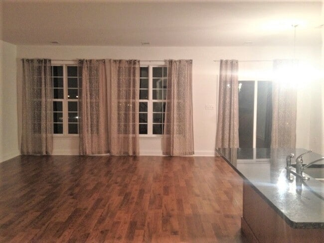 2110 Red Fox Dr in Hummelstown, PA - Building Photo - Building Photo