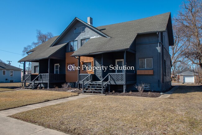 332 Bridge St in Gary, IN - Building Photo - Building Photo