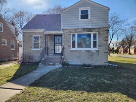 14124 Manor Ave in Dolton, IL - Building Photo