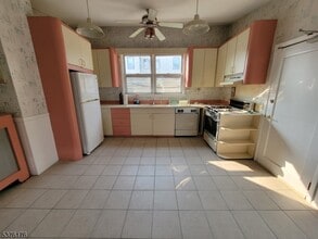 838 Main St in Paterson, NJ - Building Photo - Building Photo