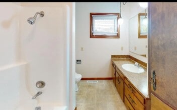 2722 Stewart Dr in Grand Island, NE - Building Photo - Building Photo