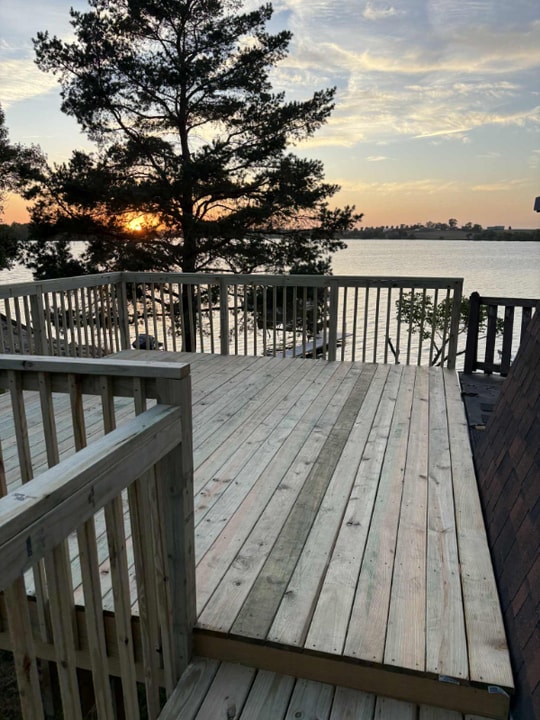 7240 Sunset Rd in Brookings, SD - Foto de edificio