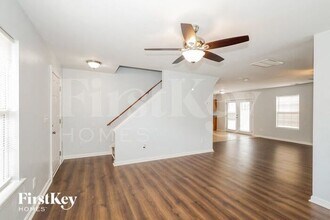 16315 Circlegreen Dr in Charlotte, NC - Building Photo - Building Photo