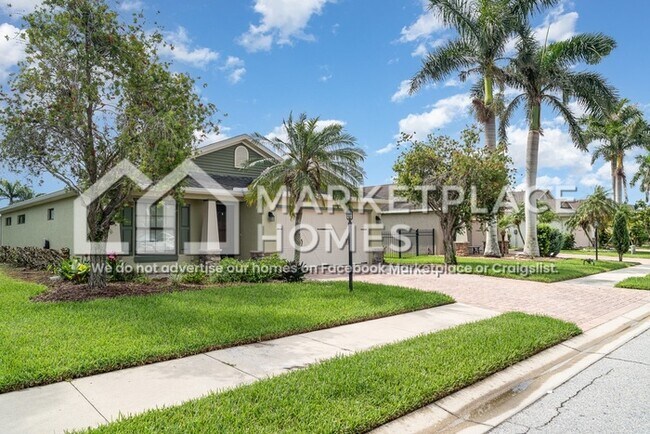 7125 34th St E in Sarasota, FL - Building Photo - Building Photo