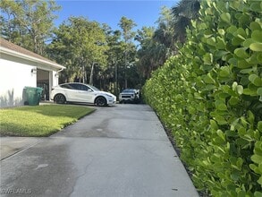 6171 Lancewood Way in Naples, FL - Building Photo - Building Photo