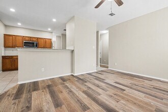 1550 Charleston Dr in Allen, TX - Foto de edificio - Building Photo