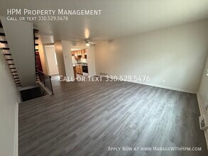 232 Northwest Ave in Tallmadge, OH - Building Photo - Building Photo