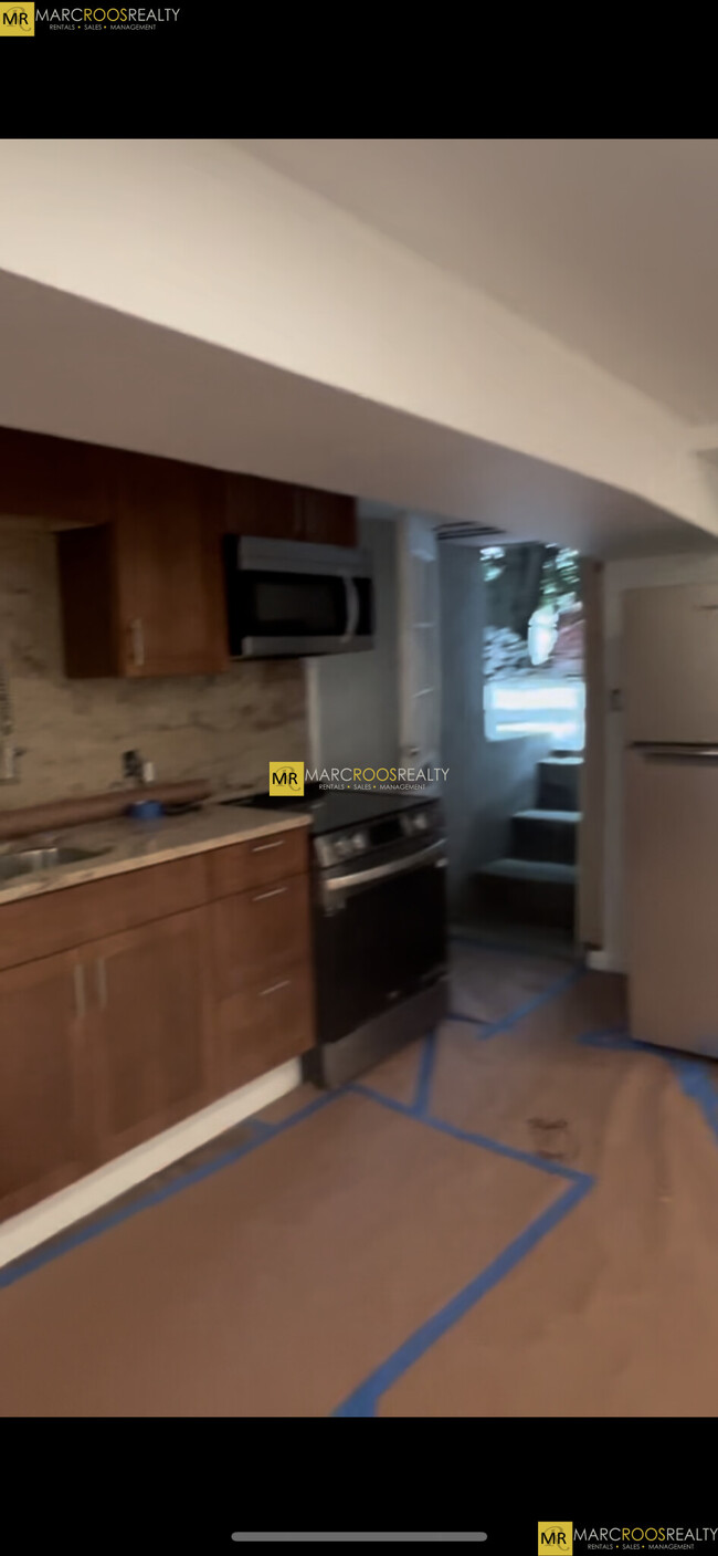 688 Parker St, Unit 1 in Boston, MA - Building Photo - Building Photo