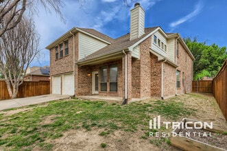 8698 Fisher Dr in Frisco, TX - Building Photo - Building Photo