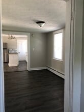 105 Common St, Unit 3 in Saco, ME - Building Photo - Building Photo