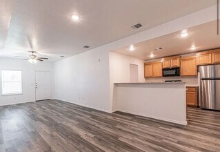 704 B Kimble Dr in Temple, TX - Building Photo - Building Photo